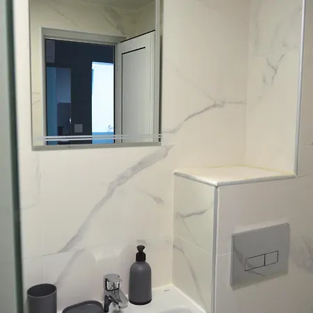 Apartman By Baza Academic *