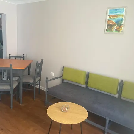 By Baza Academic Apartament Nisipurile de Aur