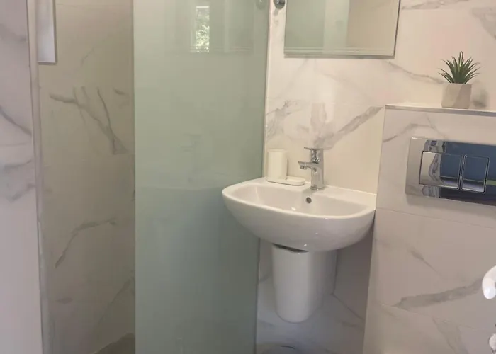 Apartament By Baza Academic *