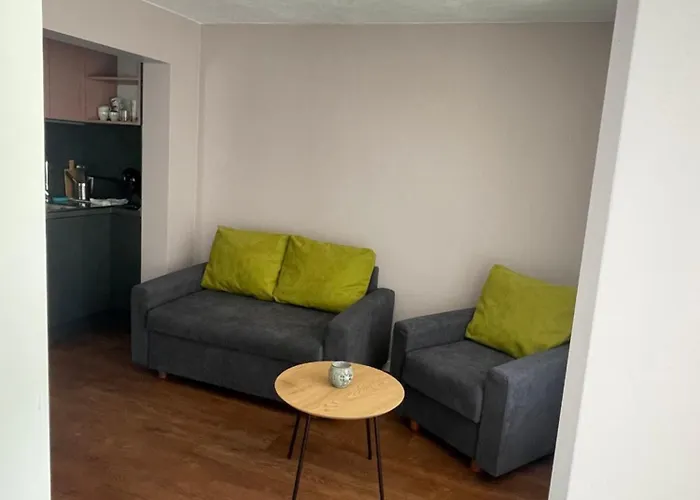 アパート By Baza Academic